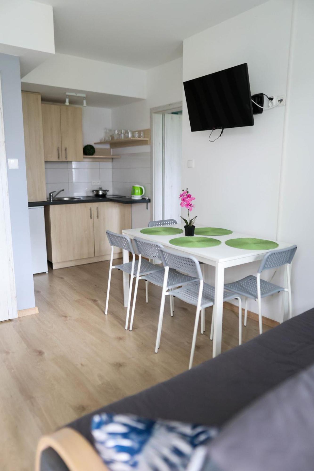 פודאובי Apartamenty Poddabek- Basen Kryty, Sauna, Animacje Dla Dzieci , Malpi Gaj, Baseny Na Dachu מראה חיצוני תמונה