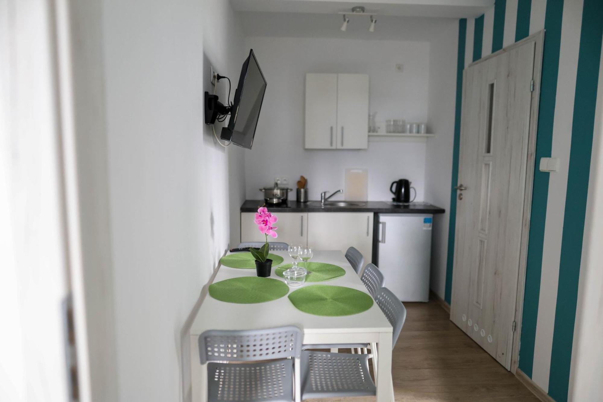 פודאובי Apartamenty Poddabek- Basen Kryty, Sauna, Animacje Dla Dzieci , Malpi Gaj, Baseny Na Dachu מראה חיצוני תמונה