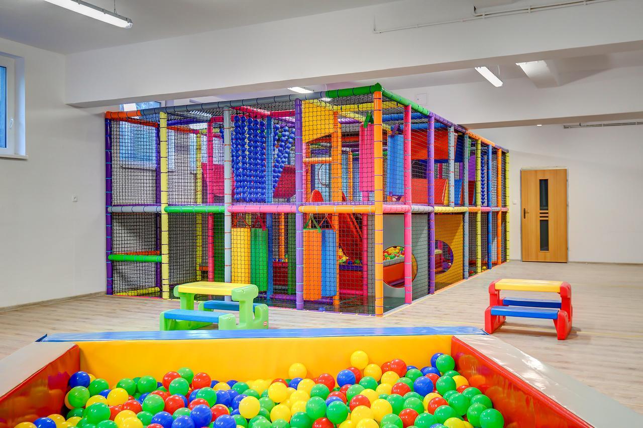 פודאובי Apartamenty Poddabek- Basen Kryty, Sauna, Animacje Dla Dzieci , Malpi Gaj, Baseny Na Dachu מראה חיצוני תמונה